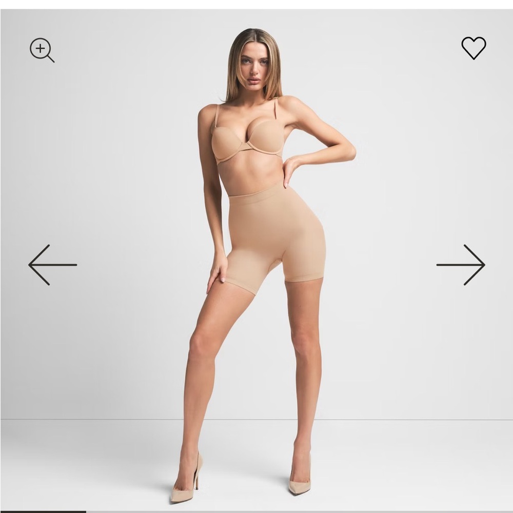 NWOT Tan Skims mid thigh short